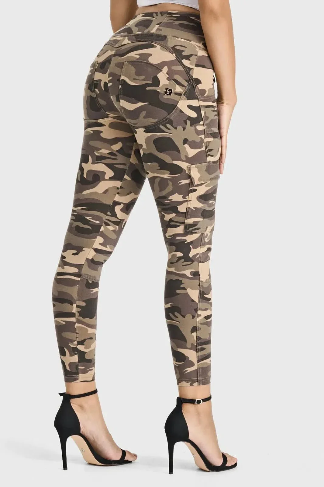WRUP Cargo Fashion - High Waisted - 7/8 Length - Brown Camo - Image 6