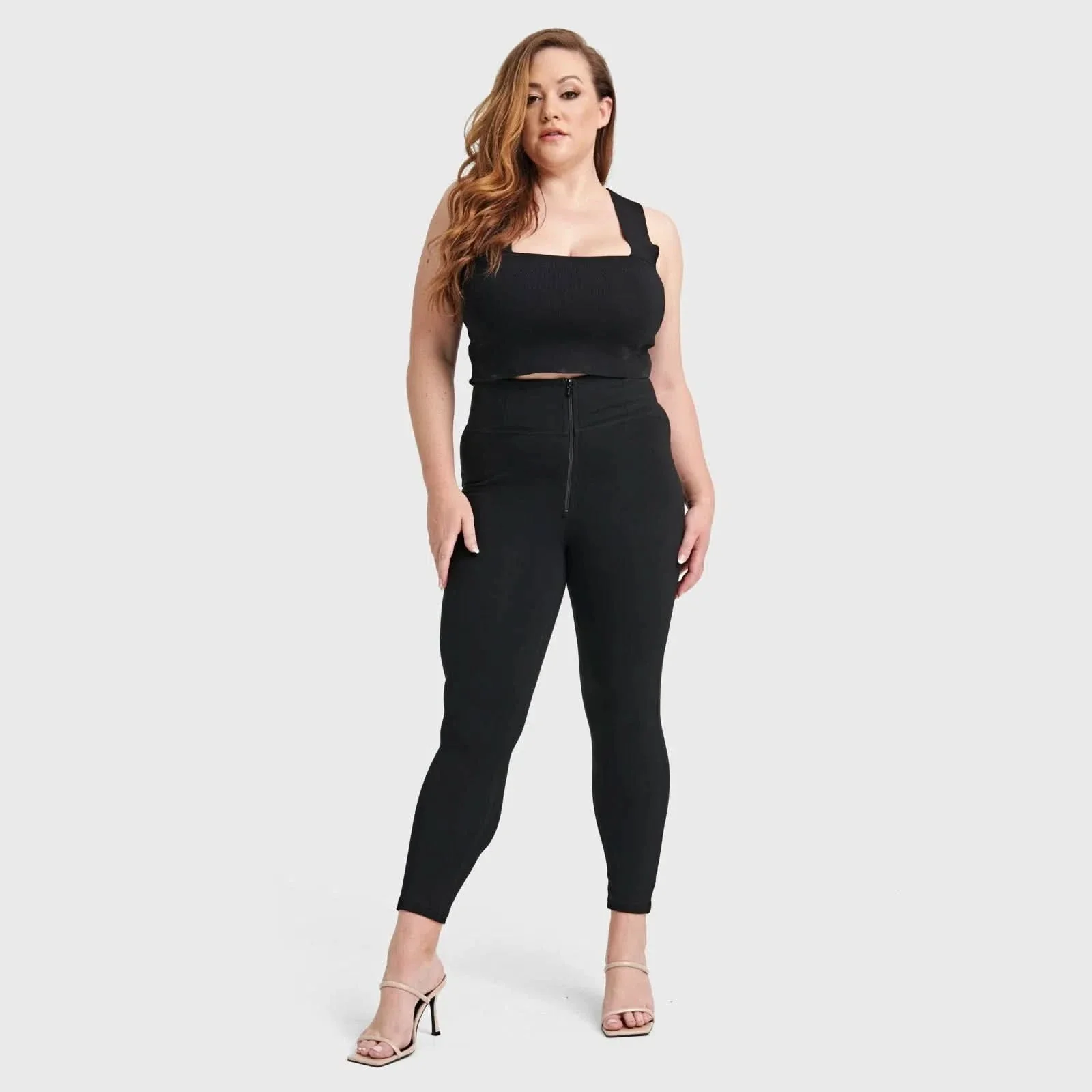 WRUP Curvy Fashion - Zip High Waisted - 7/8 Length - Black - Image 5