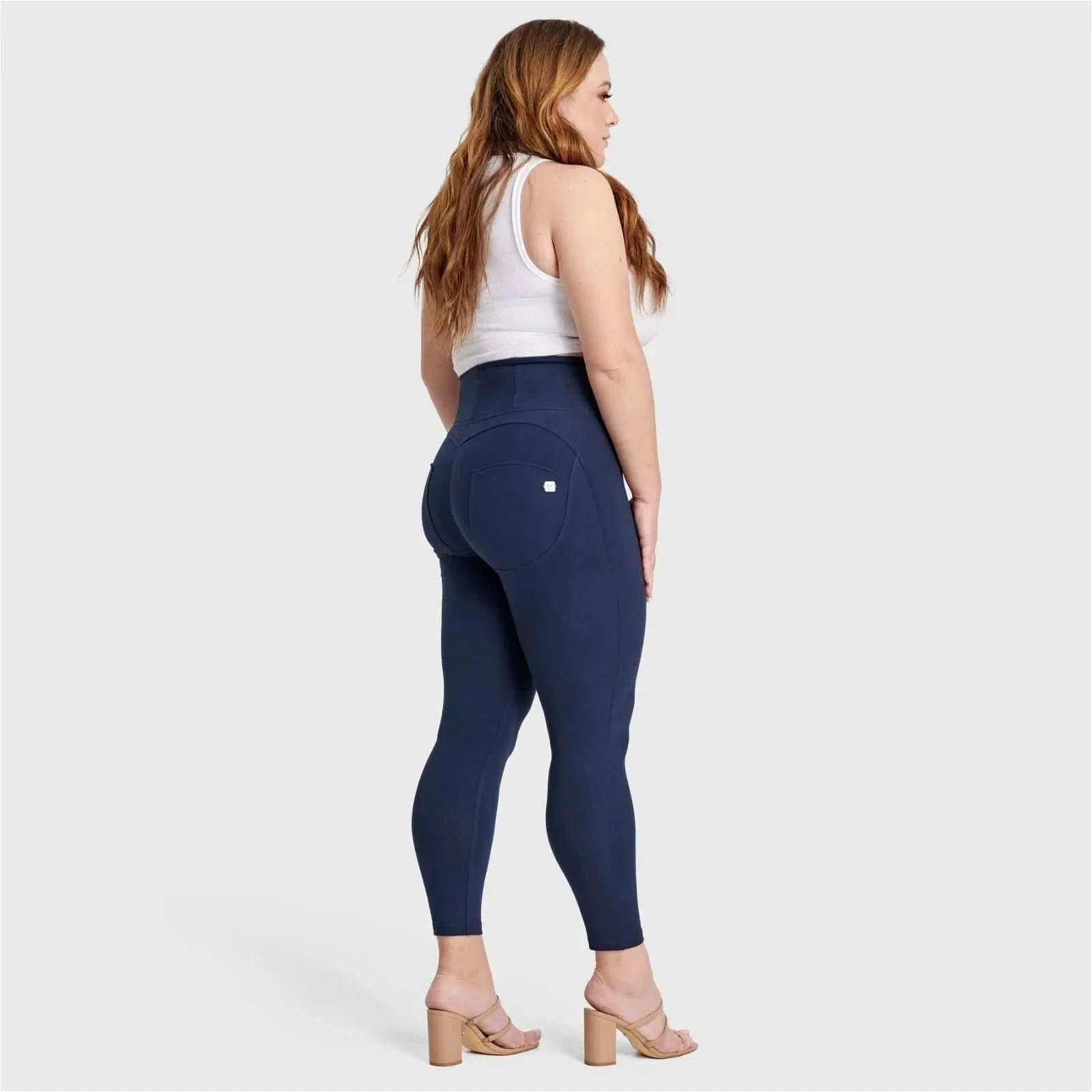WRUP Curvy Fashion - Zip High Waisted - 7/8 Length - Navy Blue - Image 7