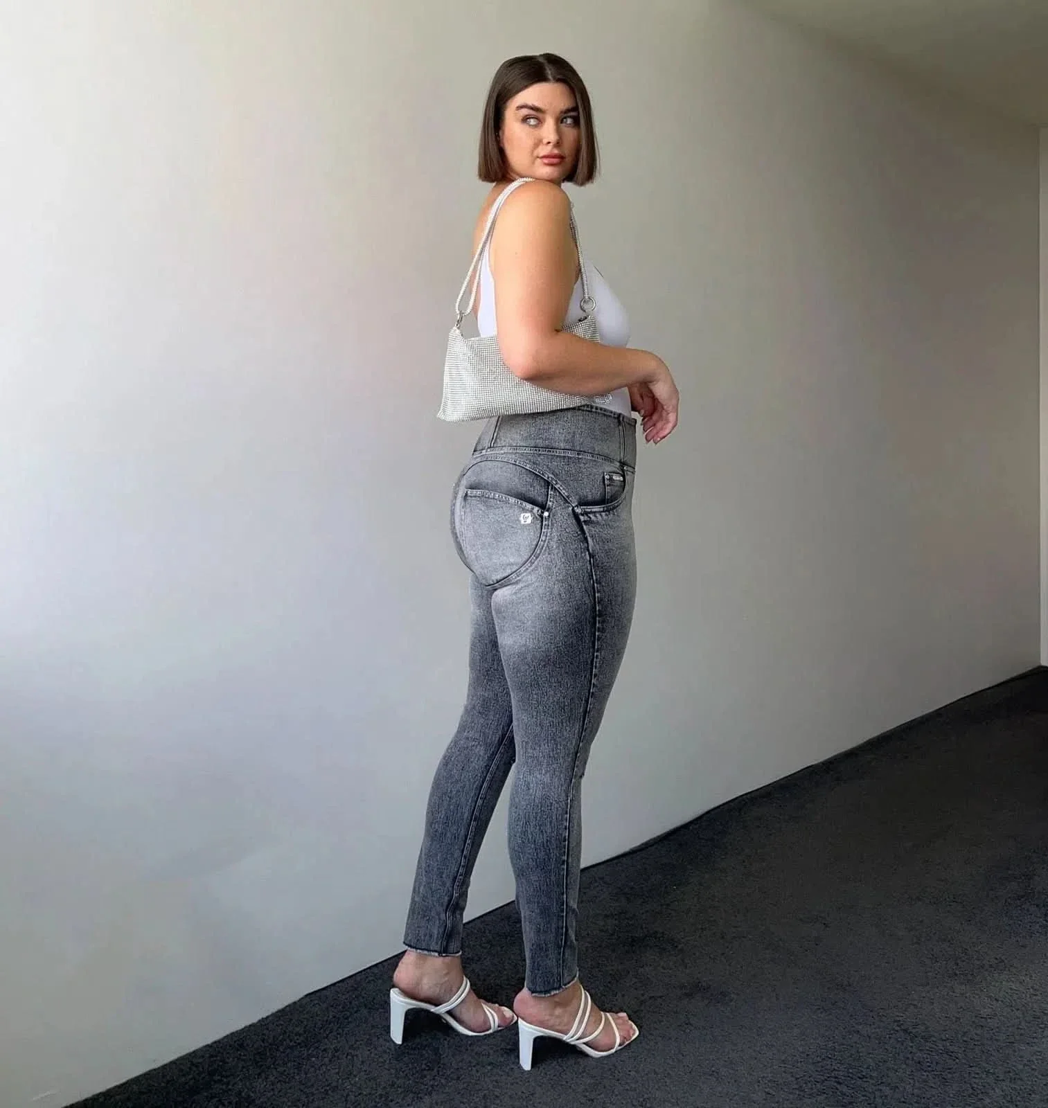 WRUP SNUG Curvy Ripped Jeans - High Waisted - Full Length - Grey Stonewash + Grey Stitching - Image 2