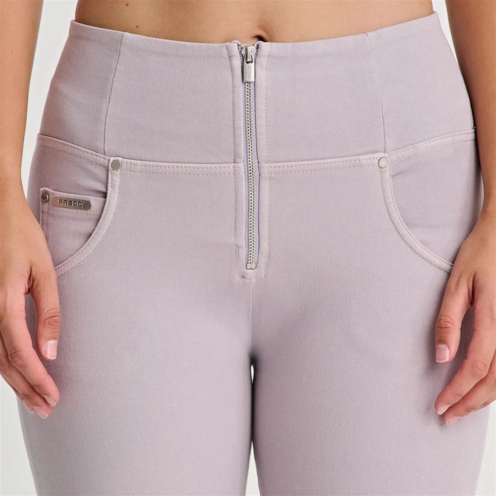 WRUP SNUG Jeans - High Waisted - Full Length - Light Grey - Image 8