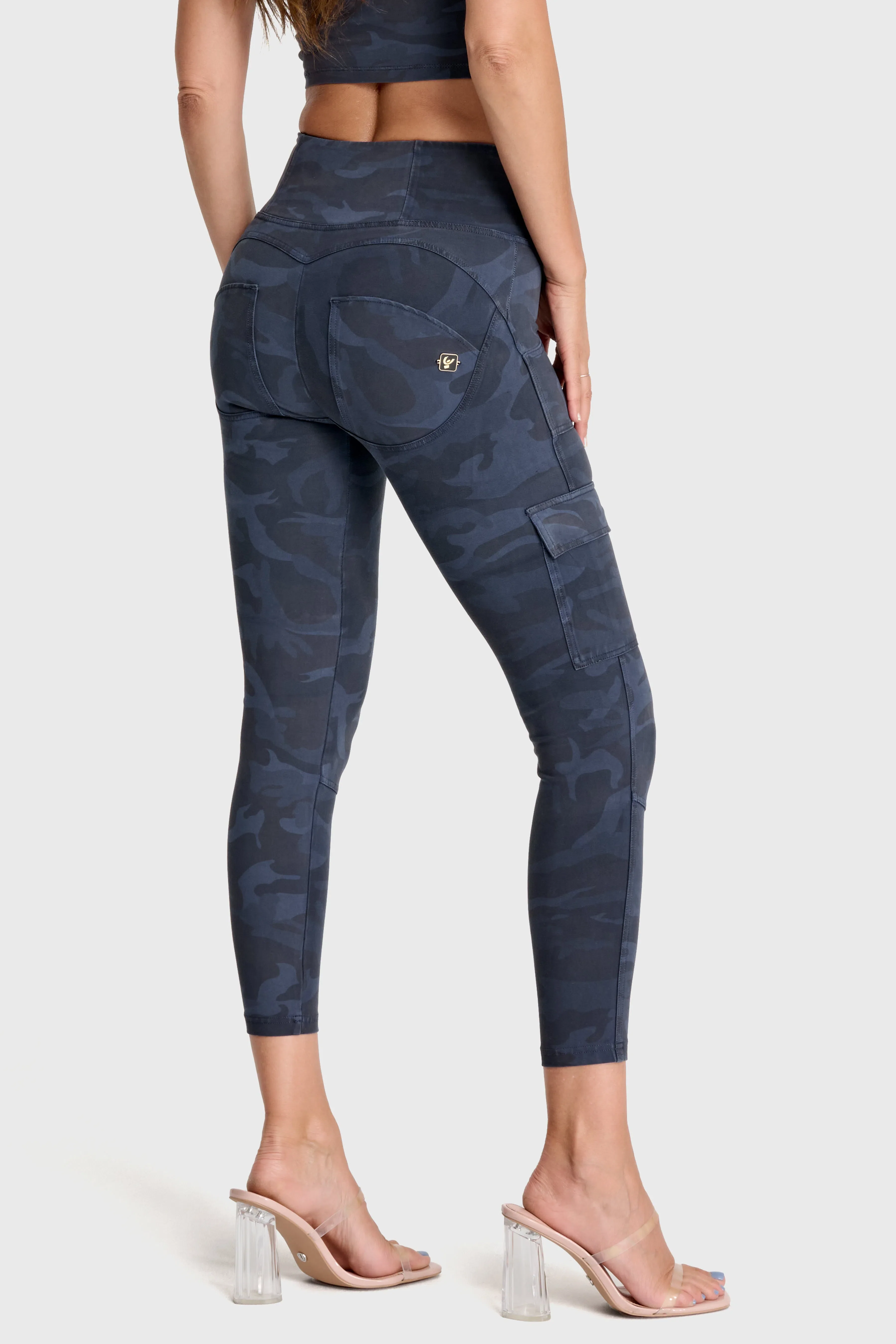 WRUP Cargo Fashion - High Waisted - 7/8 Length - Navy Blue Camo - Image 7